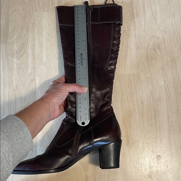 Nero Giardini Tall Brown Leather Boots, Woman Size 6.5 - Picture 13 of 16